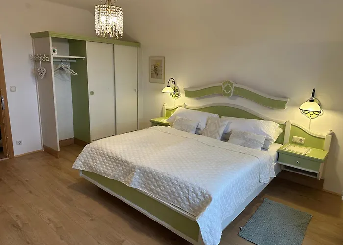 Mauthnerhube Mit Sauna, Whirlpool, Huettenfeeling